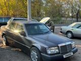 Mercedes-Benz E 230 1992 годаүшін670 000 тг. в Караганда – фото 2