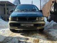 Mitsubishi Chariot 1996 года за 2 200 000 тг. в Алматы