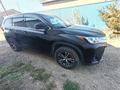 Toyota Highlander 2018 года за 12 600 000 тг. в Атырау – фото 4