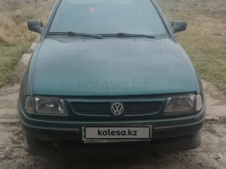 Volkswagen Polo 1997 года за 1 000 000 тг. в Кишкенеколь