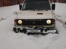 Mitsubishi Pajero, 1991