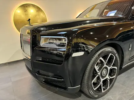 Rolls-Royce Cullinan 2024 года за 650 000 000 тг. в Шымкент – фото 3