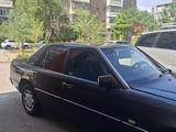 Mercedes-Benz E 200 1990 годаүшін1 200 000 тг. в Караганда