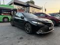 Toyota Camry 2019 года за 14 200 000 тг. в Алматы – фото 3
