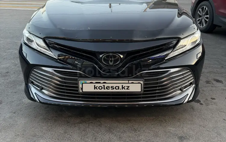 Toyota Camry 2019 года за 14 200 000 тг. в Алматы