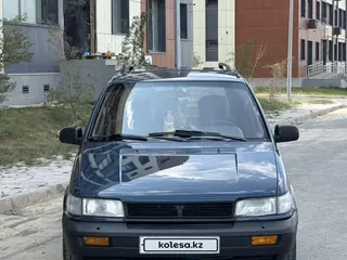 Mitsubishi Space Runner, 1992