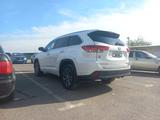 Toyota Highlander 2017 года за 12 500 000 тг. в Уральск – фото 4