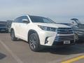 Toyota Highlander 2017 года за 12 500 000 тг. в Уральск – фото 6