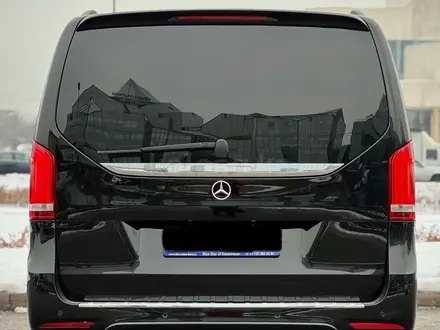 Mercedes-Benz V 220 2018 года за 29 000 000 тг. в Алматы – фото 2