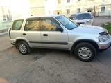 Honda CR-V 1998 годаfor3 200 000 тг. в Караганда – фото 2