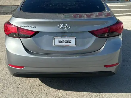 Hyundai Elantra 2015 года за 4 300 000 тг. в Кульсары – фото 2