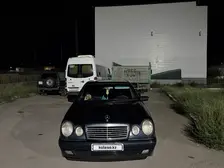 Mercedes-Benz E-Class, 1995