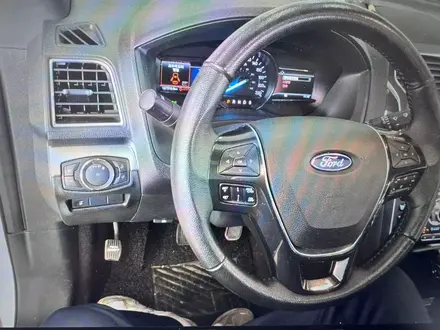 Ford Explorer 2018 года за 14 900 000 тг. в Алматы – фото 12