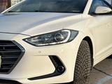 Hyundai Elantra 2018 года за 7 800 000 тг. в Астана