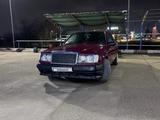 Mercedes-Benz E 200 1987 годаүшін950 000 тг. в Жетысай