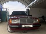 Mercedes-Benz E 200 1987 годаfor850 000 тг. в Жетысай – фото 2