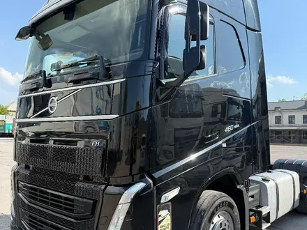 Volvo  FH 2021 года за 46 000 000 тг. в Шымкент