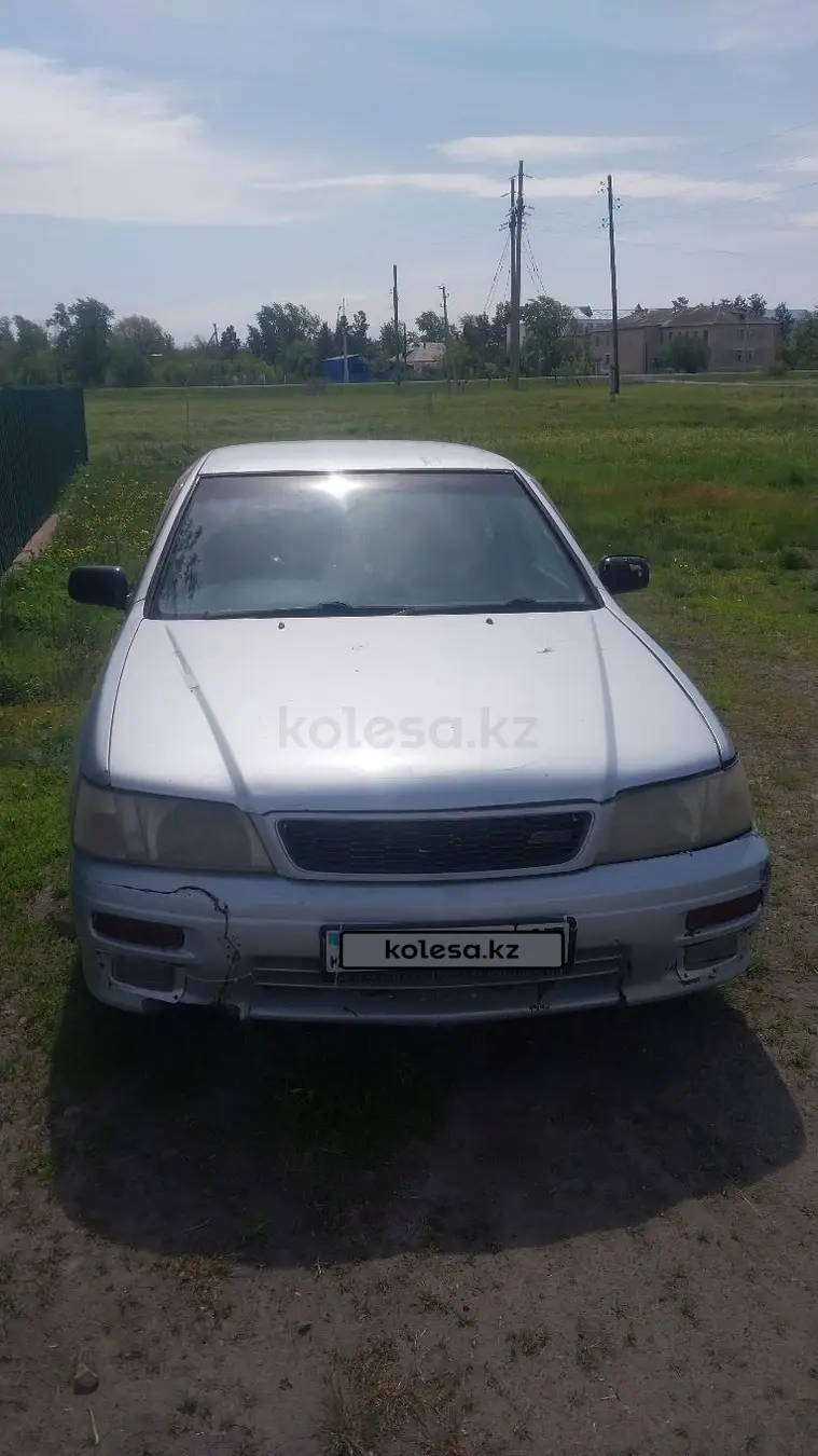 Nissan Bluebird, 1999