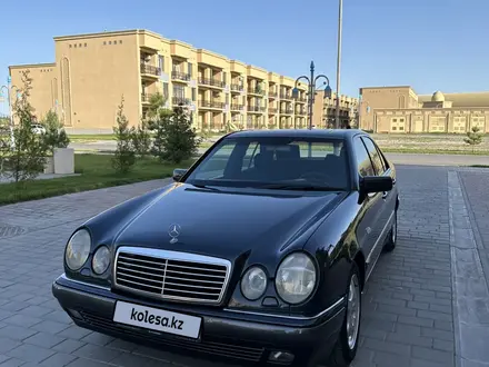 Mercedes-Benz E 280 1996 года за 3 800 000 тг. в Туркестан – фото 2