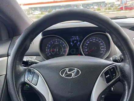 Hyundai Elantra 2012 года за 4 000 000 тг. в Актау – фото 6