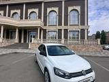 Volkswagen Polo 2014 года за 3 500 000 тг. в Актобе – фото 2