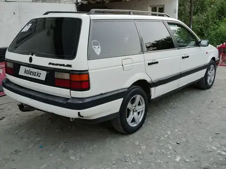 Volkswagen Passat 1993 года за 1 300 000 тг. в Жаркент – фото 4