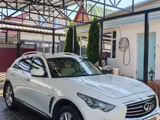 Infiniti QX70, 2016
