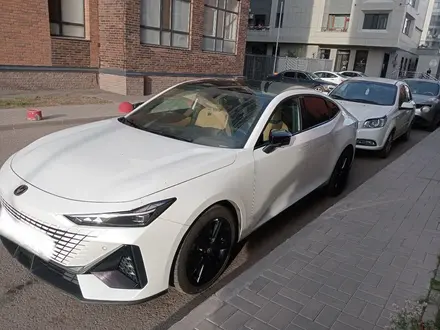 Changan UNI-V 2023 года за 8 100 000 тг. в Астана – фото 2