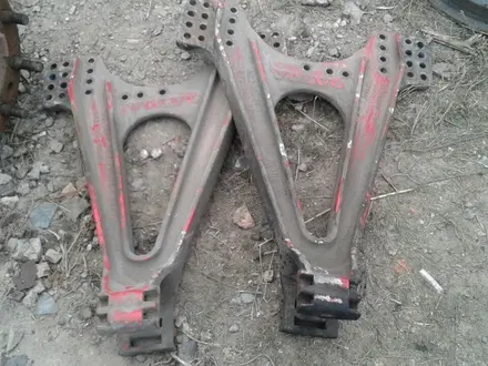 Тумбы на раму вольво fh-12 в Конаев (Капшагай)