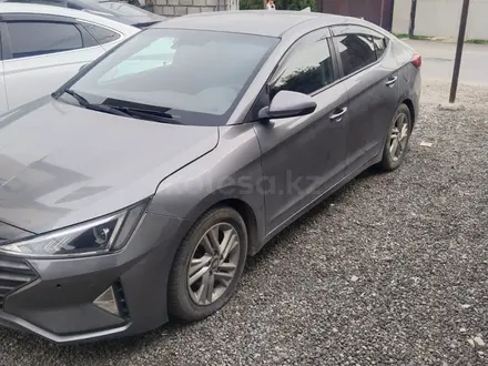 Hyundai Elantra 2019 года за 6 000 000 тг. в Алматы – фото 2