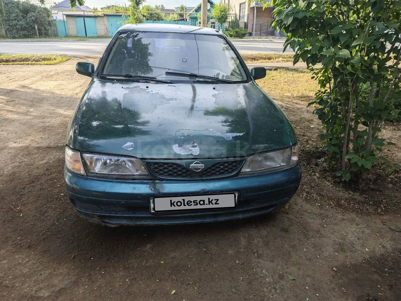 Nissan Almera, 1998