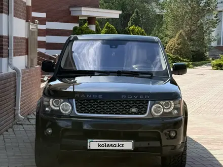 Land Rover Range Rover Sport 2011 года за 11 500 000 тг. в Алматы