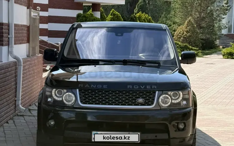 Land Rover Range Rover Sport 2011 года за 11 500 000 тг. в Алматы