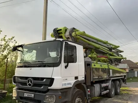 Mercedes-Benz  Автобетононасос 2022 года за 48 000 000 тг. в Алматы