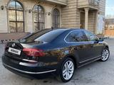 Volkswagen Passat 2019 года за 10 000 000 тг. в Алматы – фото 5