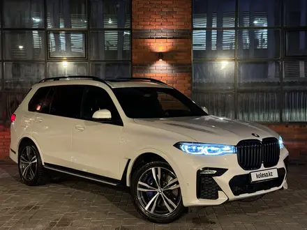 BMW X7 2021 года за 47 700 000 тг. в Астана