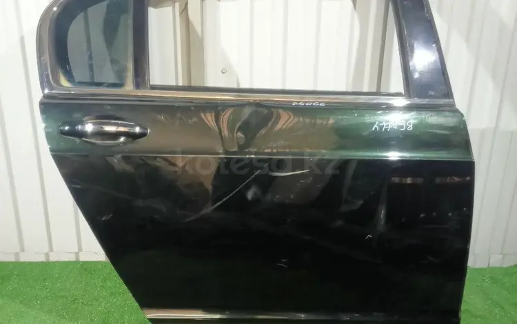 Дверь задняя правая на Bentley Continental Flying spur за 30 000 тг. в Алматы