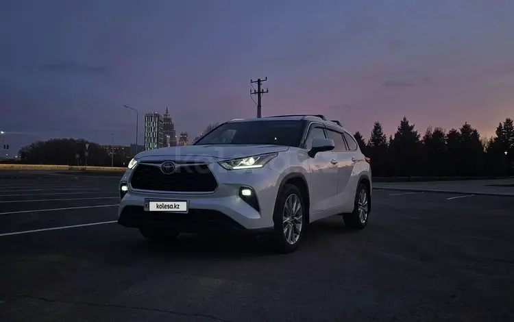 Toyota Highlander 2020 года за 22 200 000 тг. в Астана