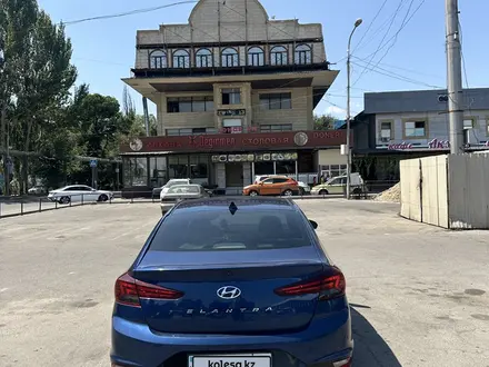 Hyundai Elantra 2019 года за 7 400 000 тг. в Алматы – фото 5