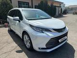 Toyota Sienna 2022 года за 35 000 000 тг. в Шымкент