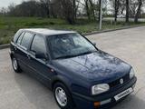 Volkswagen Golf 1994 года за 2 250 000 тг. в Алматы