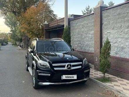 Mercedes-Benz GL 500 2014 года за 19 000 000 тг. в Алматы – фото 4