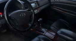 Toyota Camry 2005 года за 5 000 000 тг. в Семей – фото 2