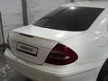 Mercedes-Benz E 200 2004 годаүшін3 400 000 тг. в Астана – фото 4