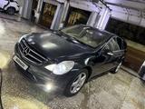 Mercedes-Benz R 500 2006 годаүшін10 000 000 тг. в Алматы
