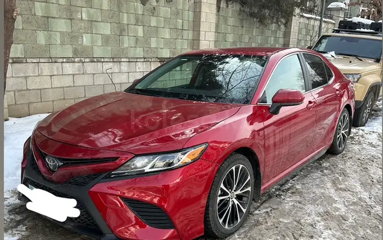 Toyota Camry 2020 годаfor13 000 000 тг. в Алматы