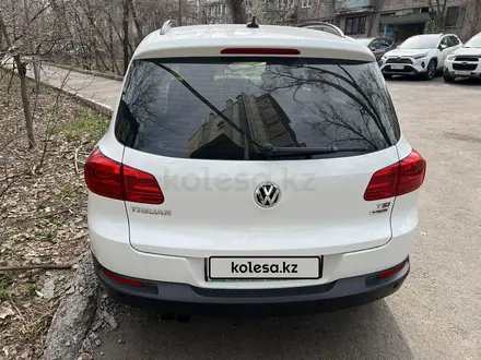 Volkswagen Tiguan 2015 года за 7 600 000 тг. в Алматы – фото 2