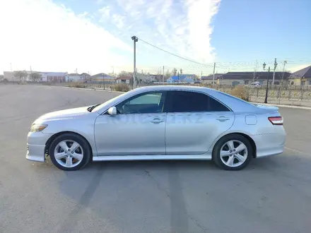 Toyota Camry 2010 года за 5 300 000 тг. в Кульсары – фото 51