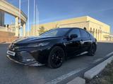 Toyota Camry 2018 годаfor13 800 000 тг. в Атырау – фото 2