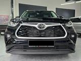 Toyota Highlander Luxe 2025 года за 31 500 000 тг. в Семей – фото 3